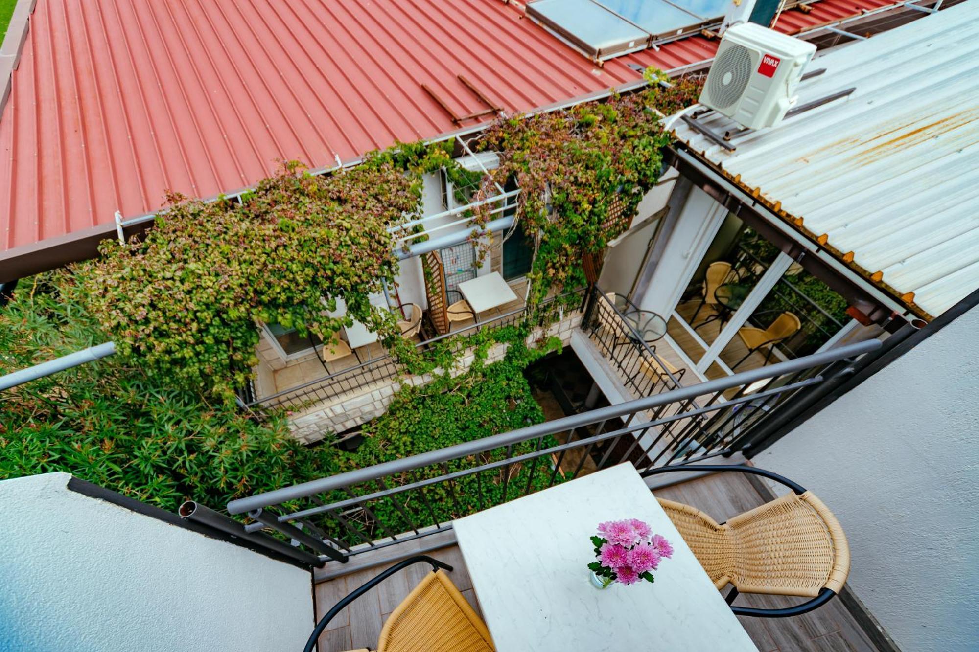Hotel Savojo Petrovac Ngoại thất bức ảnh