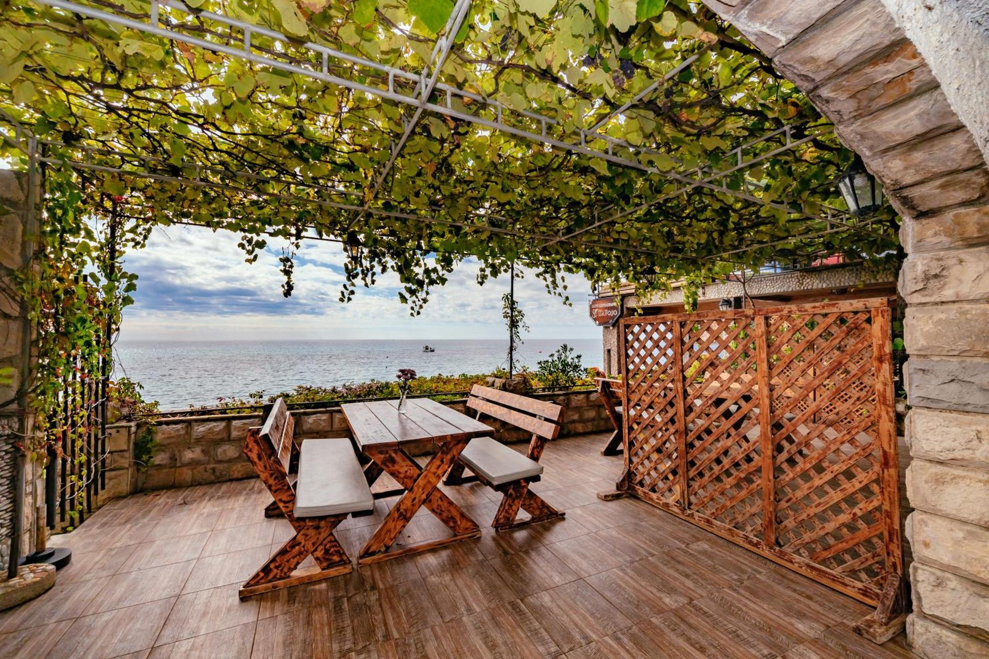 Hotel Savojo Petrovac Ngoại thất bức ảnh