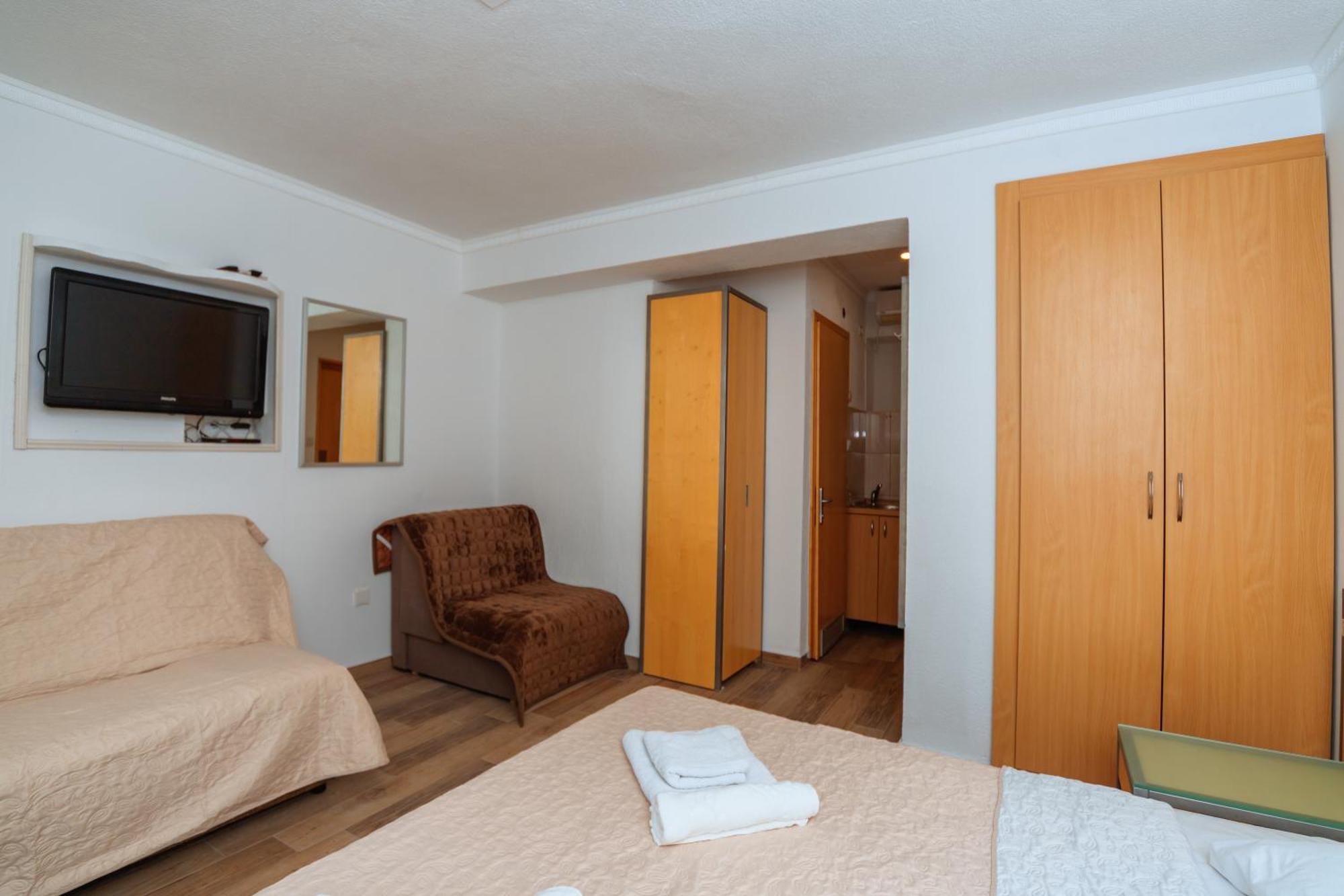 Hotel Savojo Petrovac Phòng bức ảnh