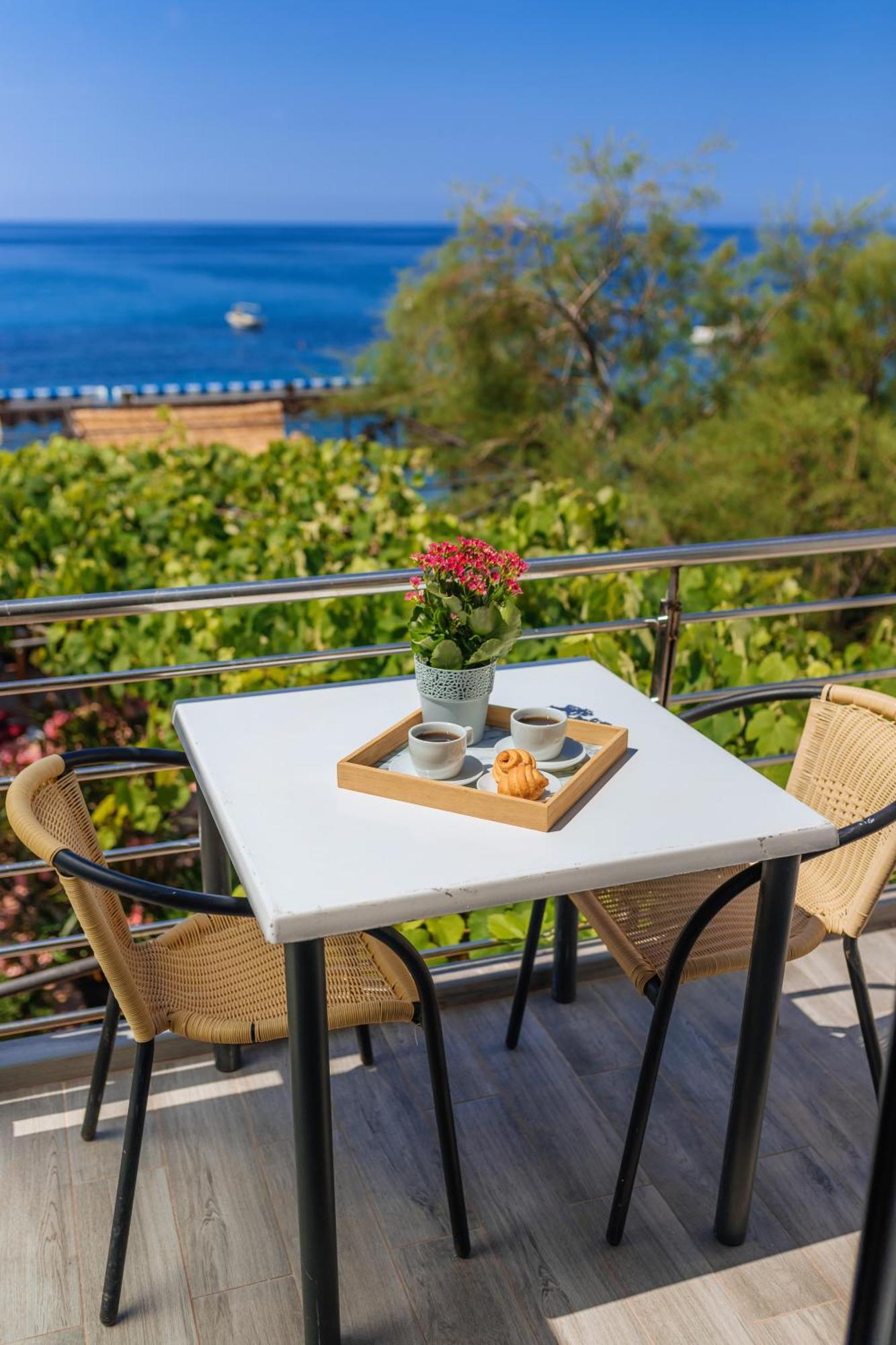Hotel Savojo Petrovac Ngoại thất bức ảnh