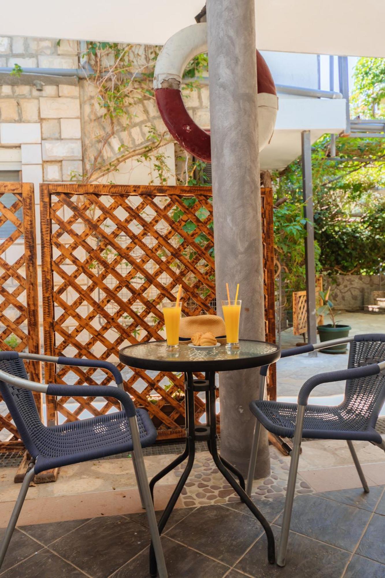 Hotel Savojo Petrovac Ngoại thất bức ảnh